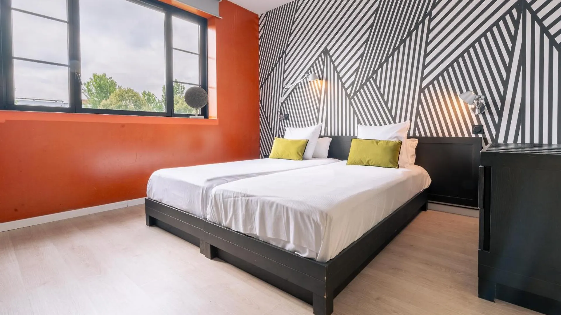 Cowool Lille Villeneuve D'Ascq - Ex Olivarius Apart-hotel Villeneuve-d'Ascq